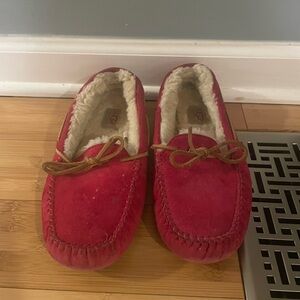 Ugg slipper moccasin